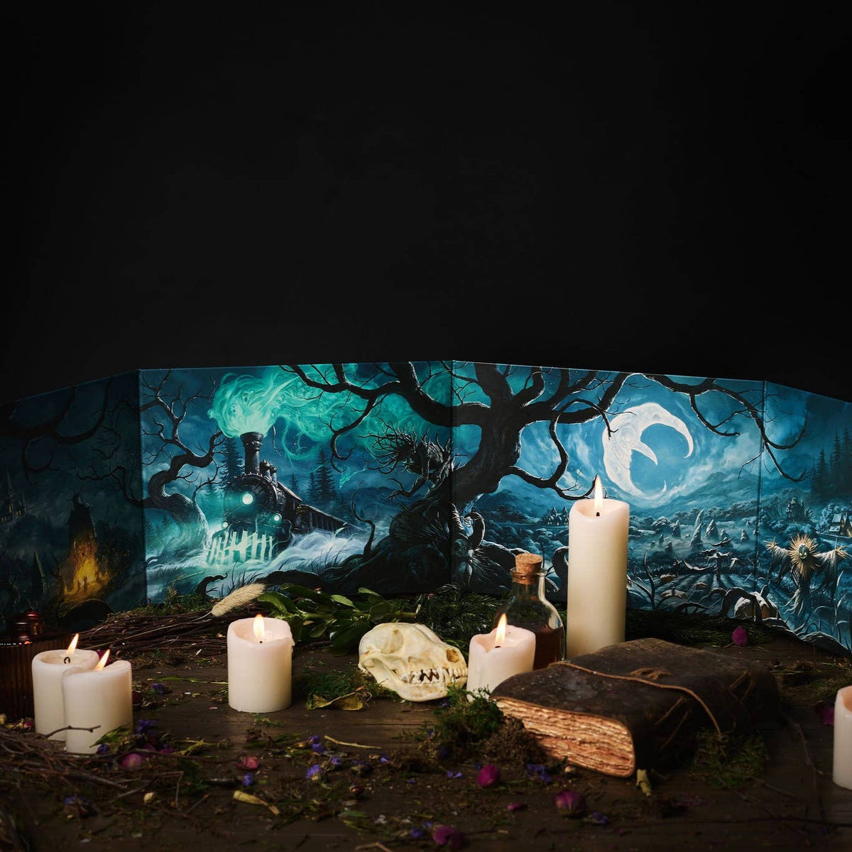 The Crooked Moon - Wickermoor GM Screen & Maps